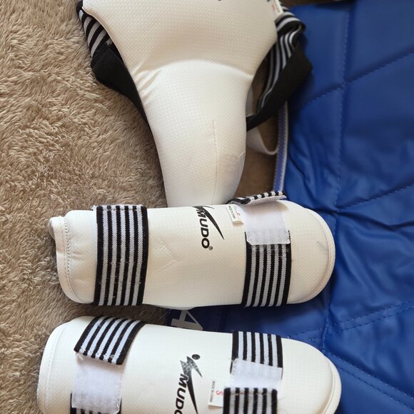 MUDO Taekwondo Sparring Gear Set L (Youth) - Picture 5 of 9